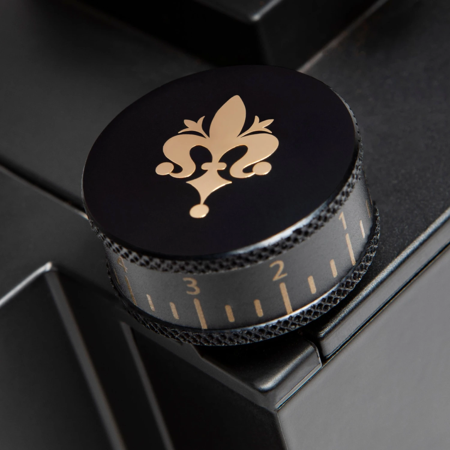 Refurbished Eureka Oro Mignon Single Dose Grinder - Black 10 Refurbished Eureka Oro Mignon Single Dose Grinder - Black - Image 8