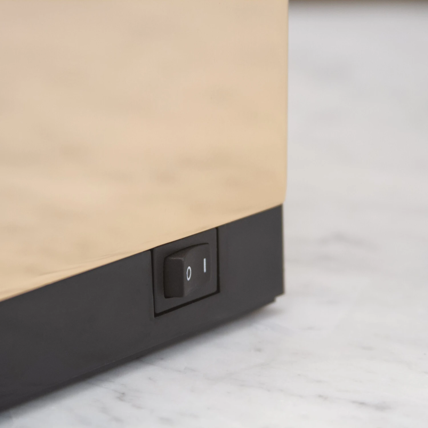 Eureka Mignon Magnifico Coffee Grinder In Pink Gold 13 Eureka Mignon Magnifico Coffee Grinder In Pink Gold - Image 11