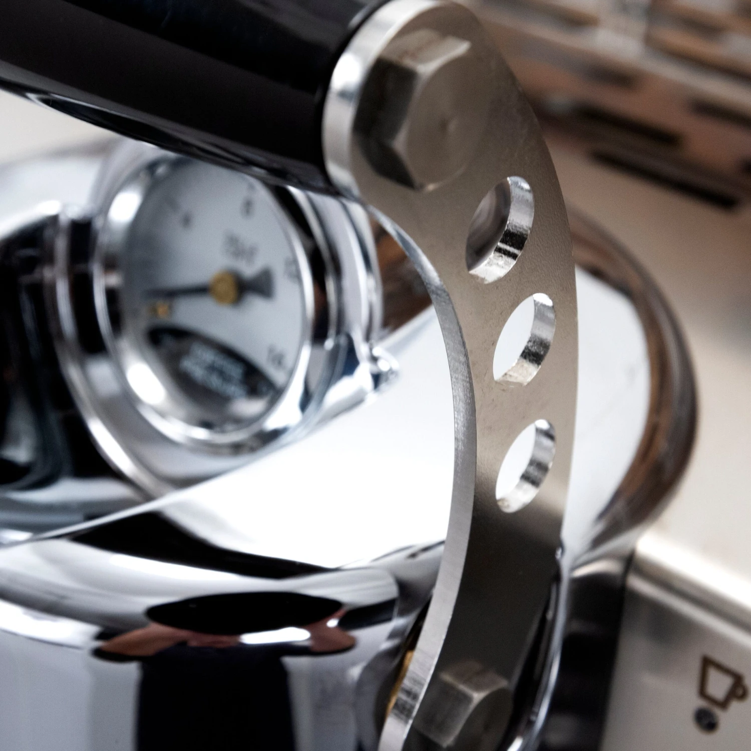 Dalla Corte Mina Espresso Machine (110v) - White 10 Dalla Corte Mina Espresso Machine (110v) - White - Image 8