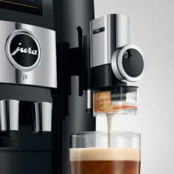 JURA J8 Super-Automatic Espresso Machine - Piano Black 21 JURA J8 Super-Automatic Espresso Machine - Piano Black -Coffee Series Store J8 emo det PB SweetFoam PFFF en
