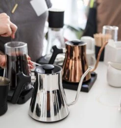 Fellow Stagg EKG 0.9L Kettle - Polished Steel 10 Fellow Stagg EKG 0.9L Kettle - Polished Steel -Coffee Series Store TG7A2297kettles