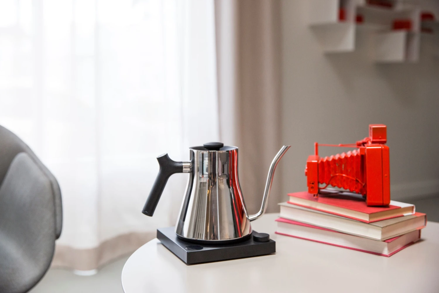 Fellow Stagg EKG 0.9L Kettle - Polished Steel 7 Fellow Stagg EKG 0.9L Kettle - Polished Steel - Image 5